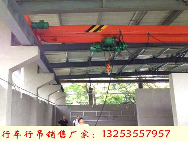 山東青島行車行吊銷售廠家10噸橋式起重機價錢