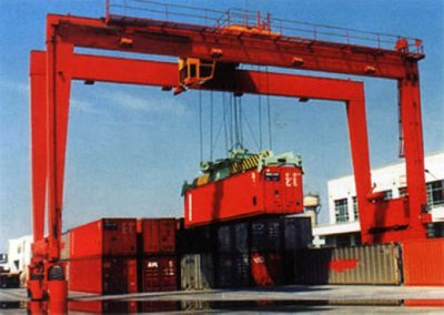 江蘇南京岸邊集裝箱起重機(jī)公司 服務(wù)售后有保障