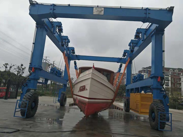 福建寧德船艇搬運(yùn)機(jī)制造廠家資質(zhì)齊全質(zhì)優(yōu)價(jià)廉
